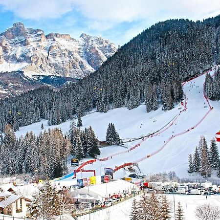 Hotel Dolomiti لا فيلا المظهر الخارجي الصورة