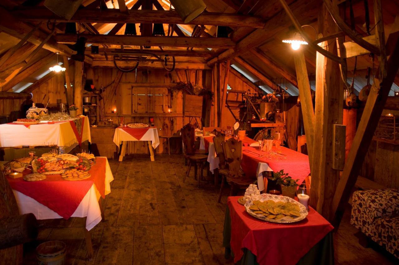 Hotel Dolomiti لا فيلا المظهر الخارجي الصورة